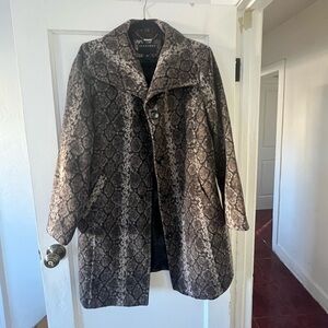 Bernardo Leopard Patterned Jacket